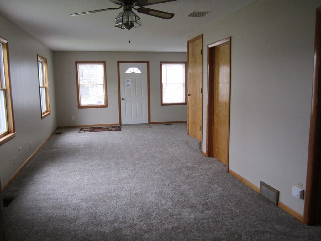 209 John Street Butler, IN 46721 - Photo 3 of 24