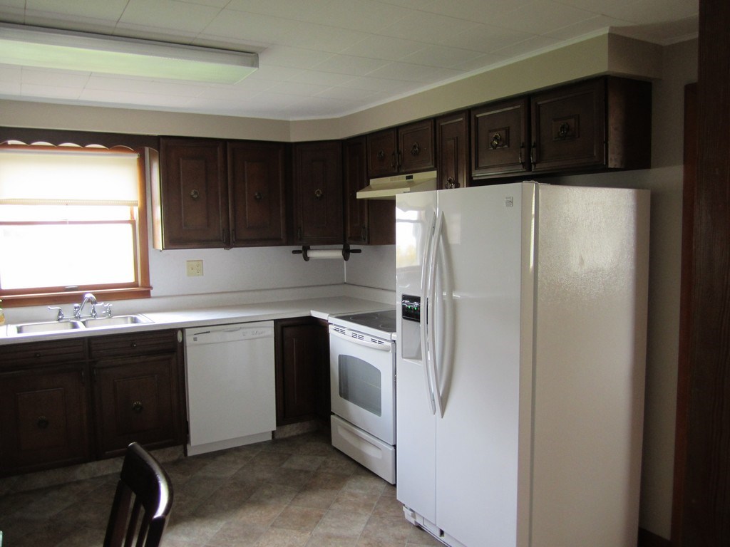 209 John Street Butler, IN 46721 - Photo 7 of 24