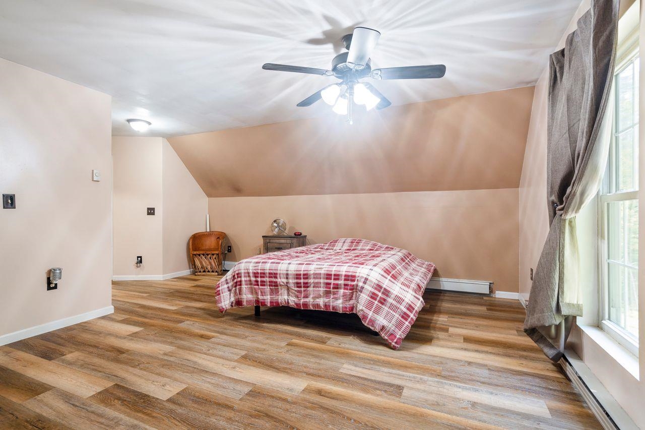 87 Garney Road Brookfield, NH 03872 - Photo 13 of 37