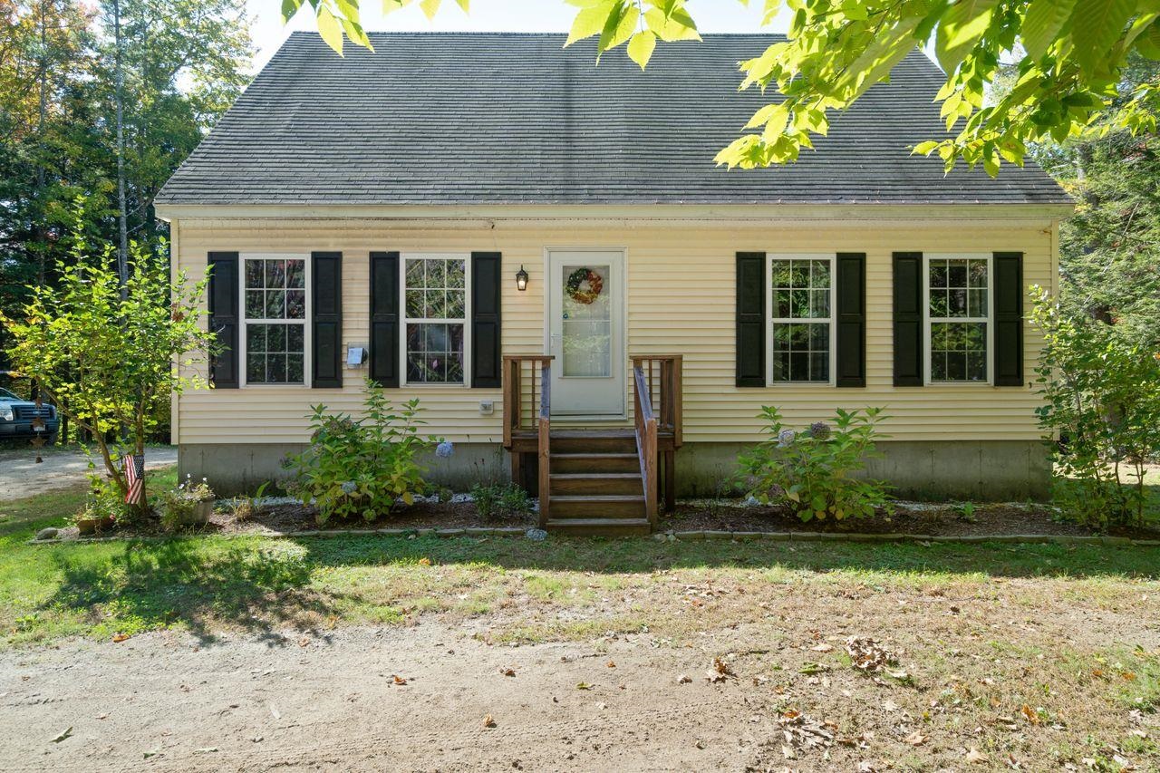 87 Garney Road Brookfield, NH 03872 - Photo 2 of 37