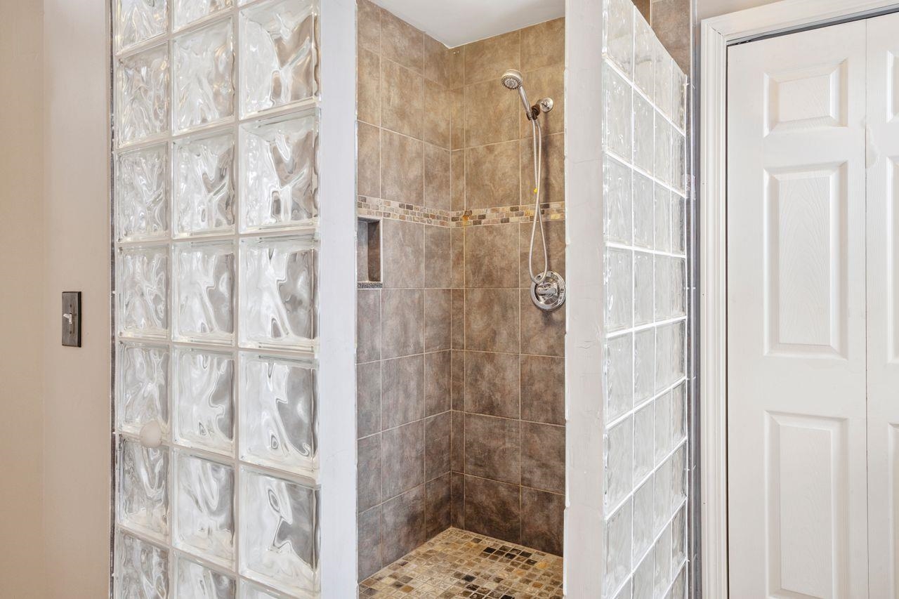 87 Garney Road Brookfield, NH 03872 - Photo 25 of 37