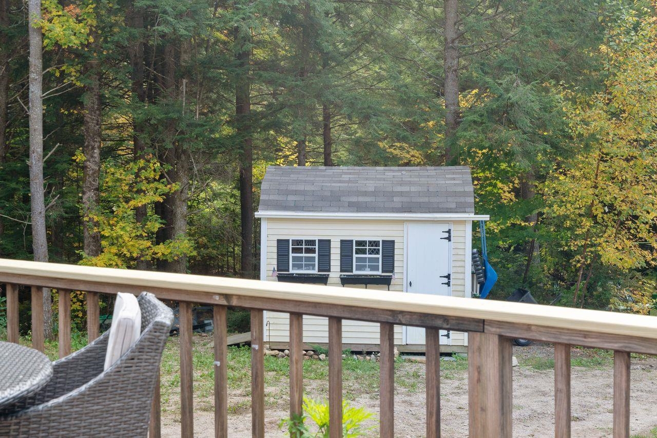 87 Garney Road Brookfield, NH 03872 - Photo 27 of 37