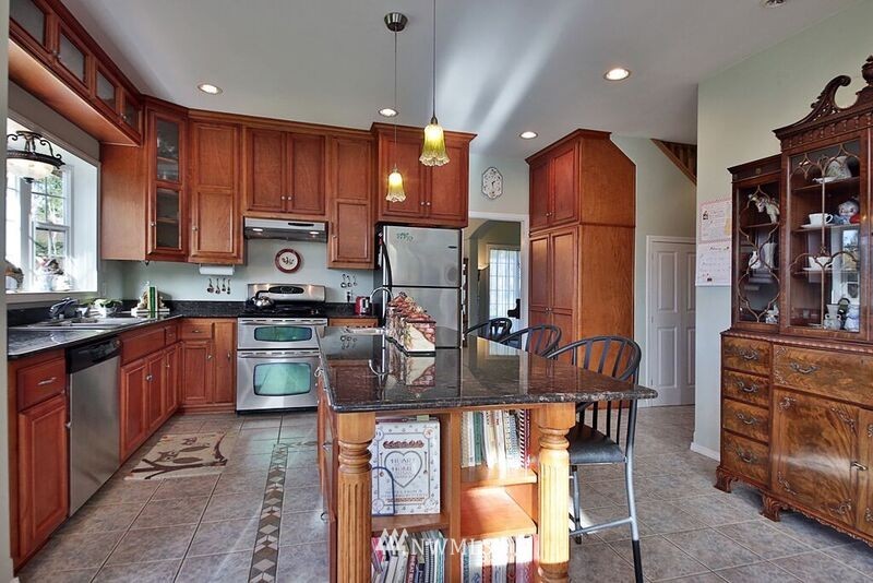 5260 Mutiny Bay Road Freeland, WA 98249 - Photo 8 of 25 Gallery Image 8
