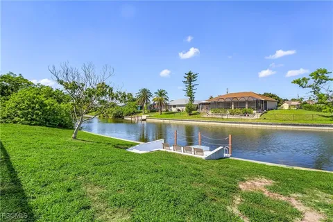 a view of a lake with houses