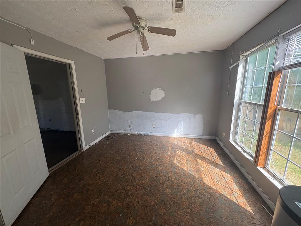 3040 Garnet Way Atlanta, GA 30349 - Photo 5 of 10