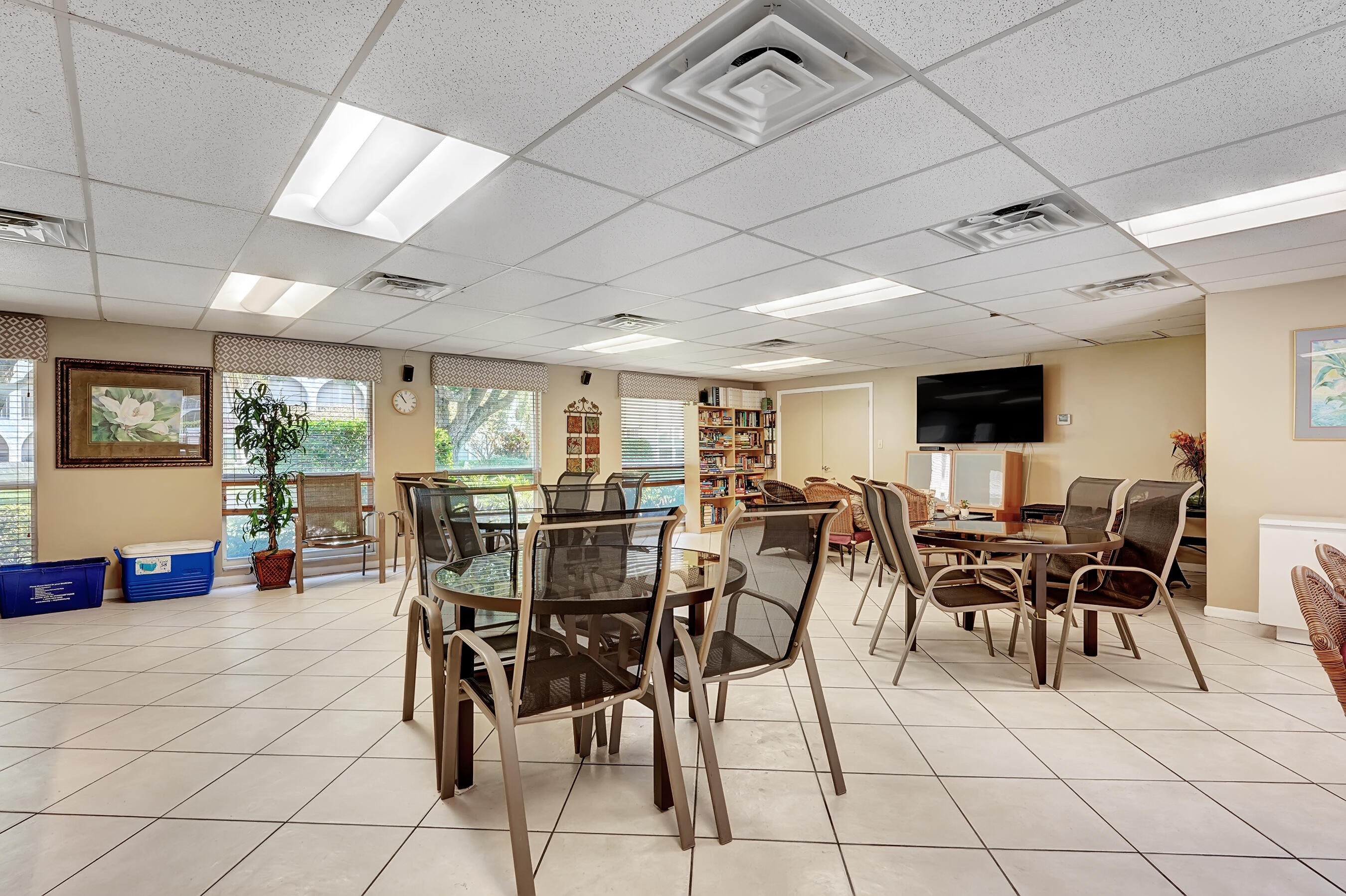 250 Northeast 20th Street, Unit 210 Boca Raton, FL 33431 - Photo 22 of 25 Community Room