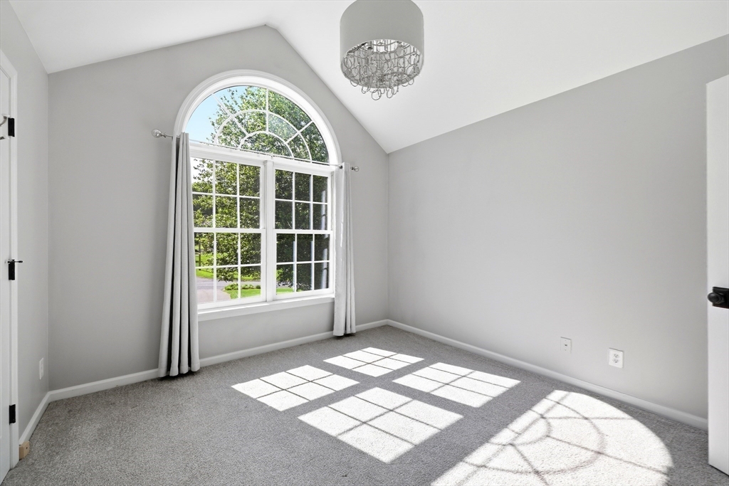 102 Oak Ridge Drive Belchertown, MA 01007 - Photo 21 of 35