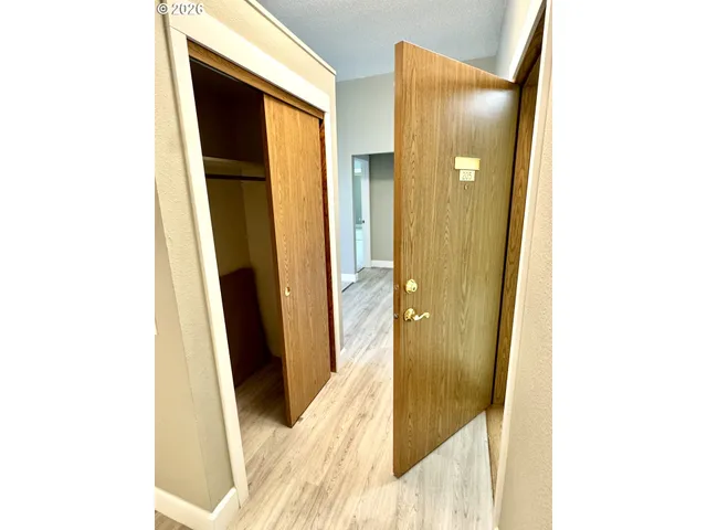 $189,000 | 2365 4th Street, Unit 205, Baker City, OR 97814