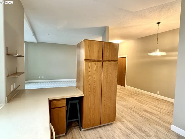$189,000 | 2365 4th Street, Unit 205, Baker City, OR 97814