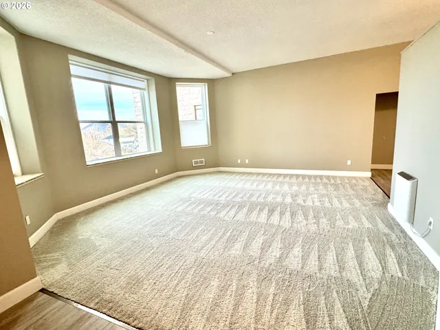 $189,000 | 2365 4th Street, Unit 205, Baker City, OR 97814