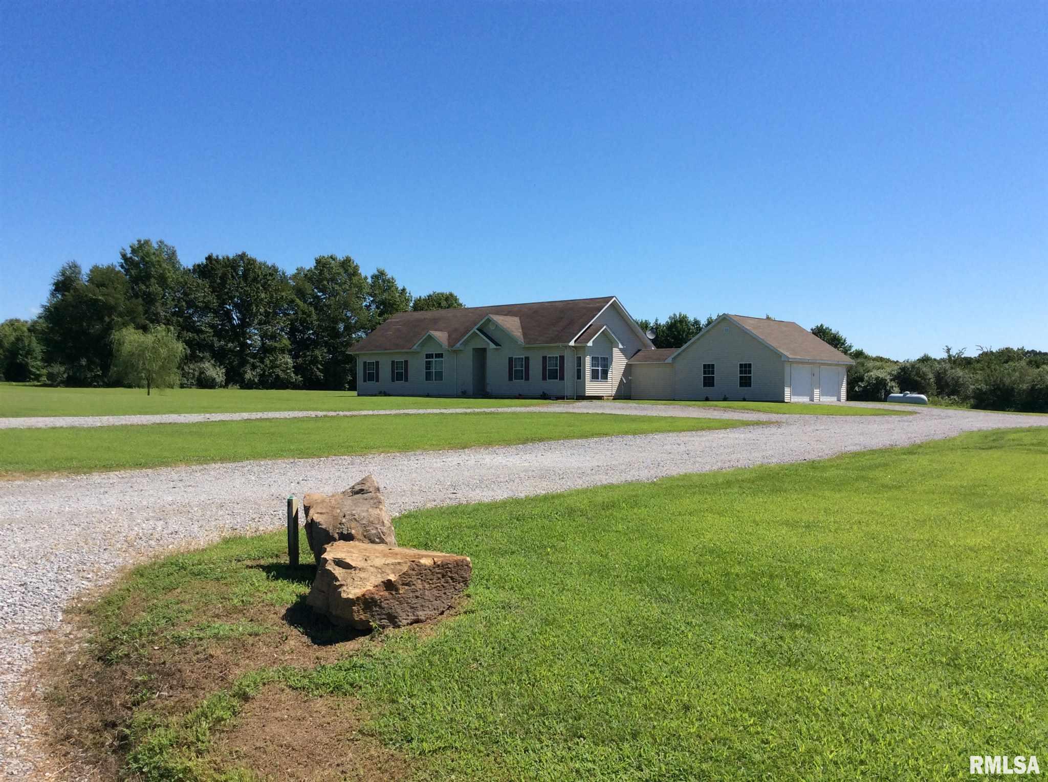 16487 East Robin Road Mount Vernon, IL 62864 - Photo 1 of 50