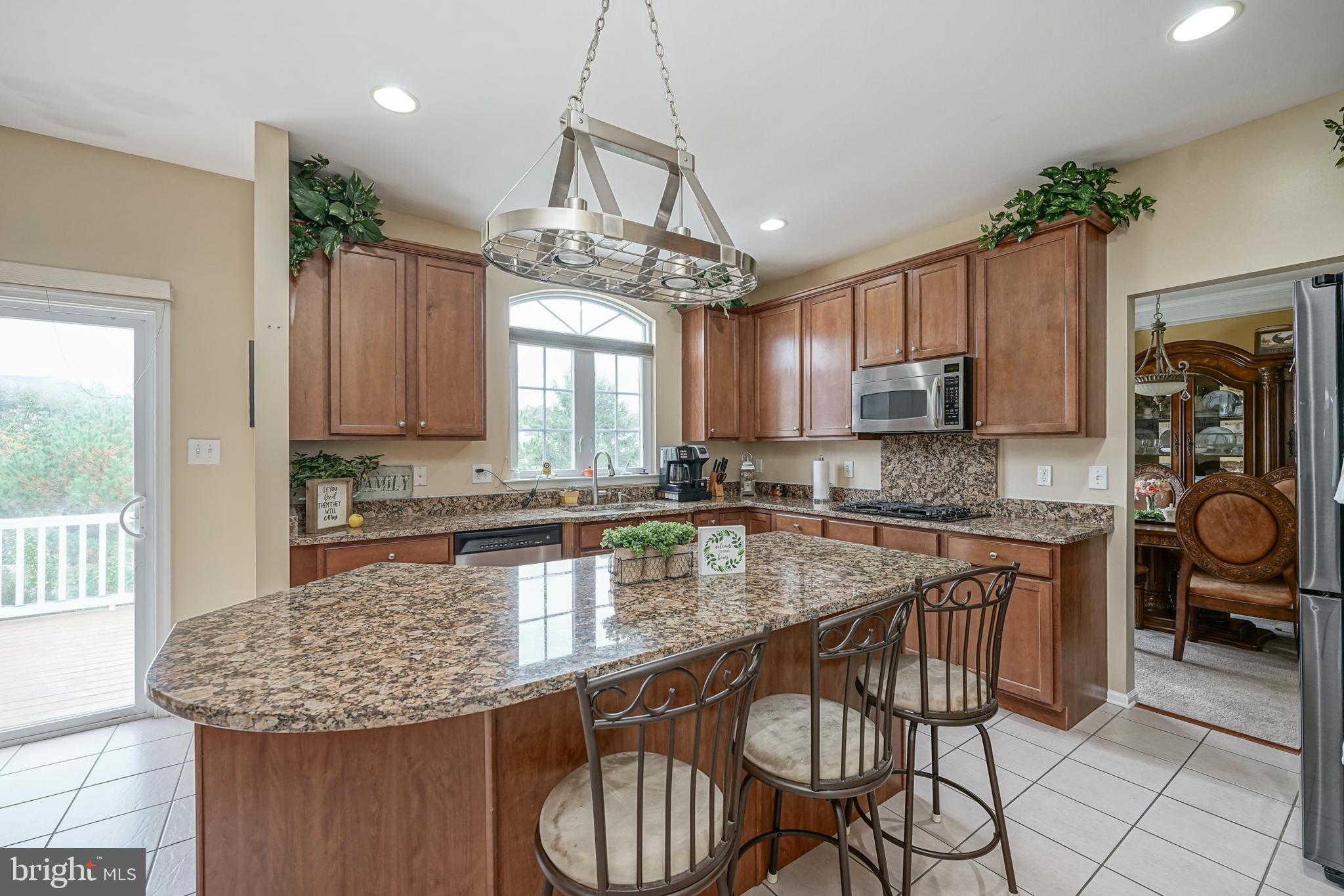 816 Renaissance Drive Williamstown, NJ 08094 - Photo 13 of 41 Kitchen w/Island