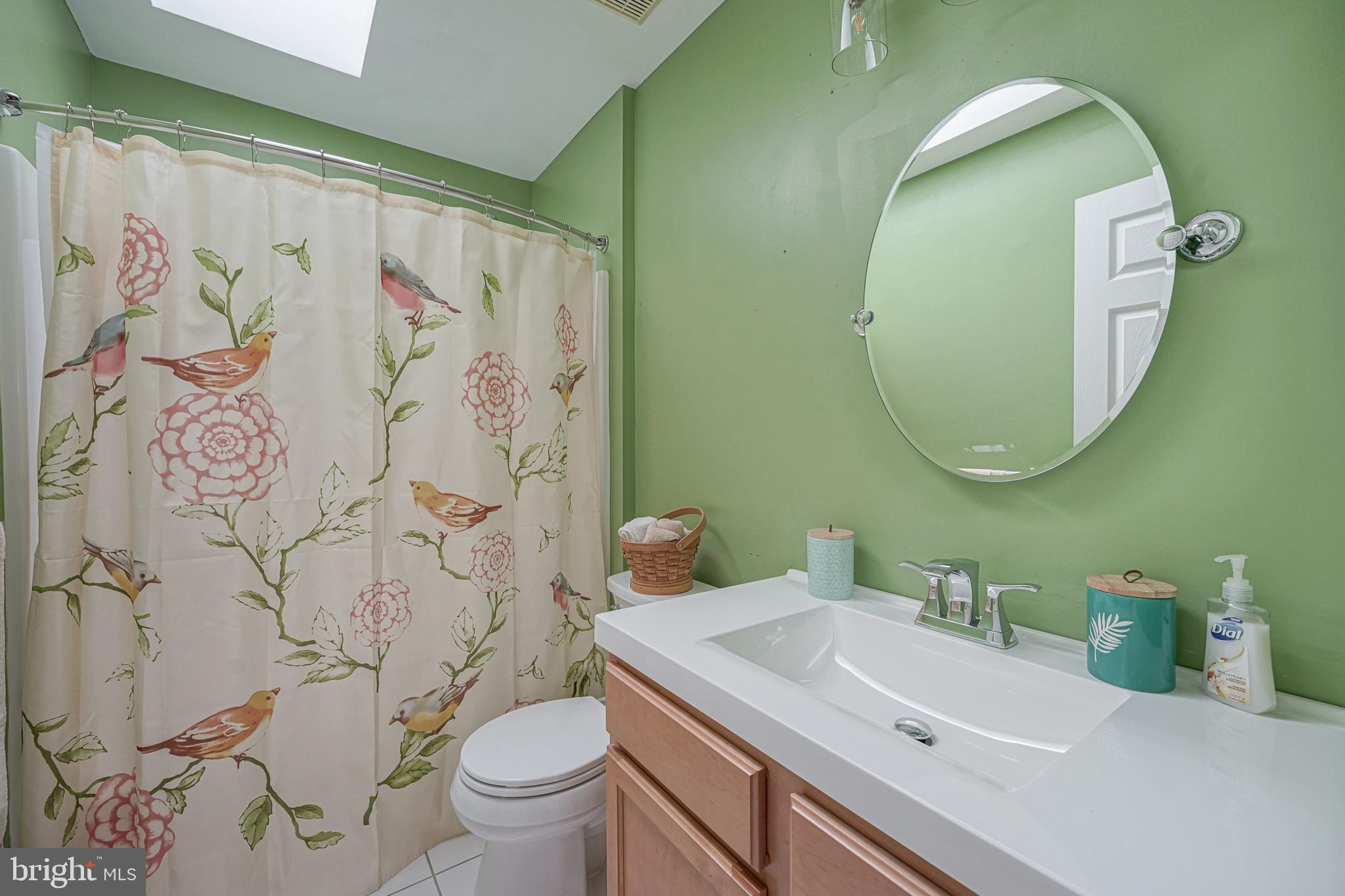 816 Renaissance Drive Williamstown, NJ 08094 - Photo 38 of 41 Full Bathroom