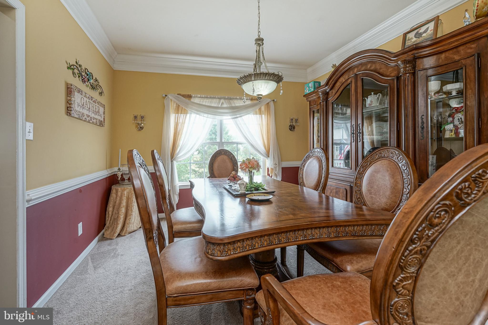 816 Renaissance Drive Williamstown, NJ 08094 - Photo 8 of 41 Dining Room w/Chairrail