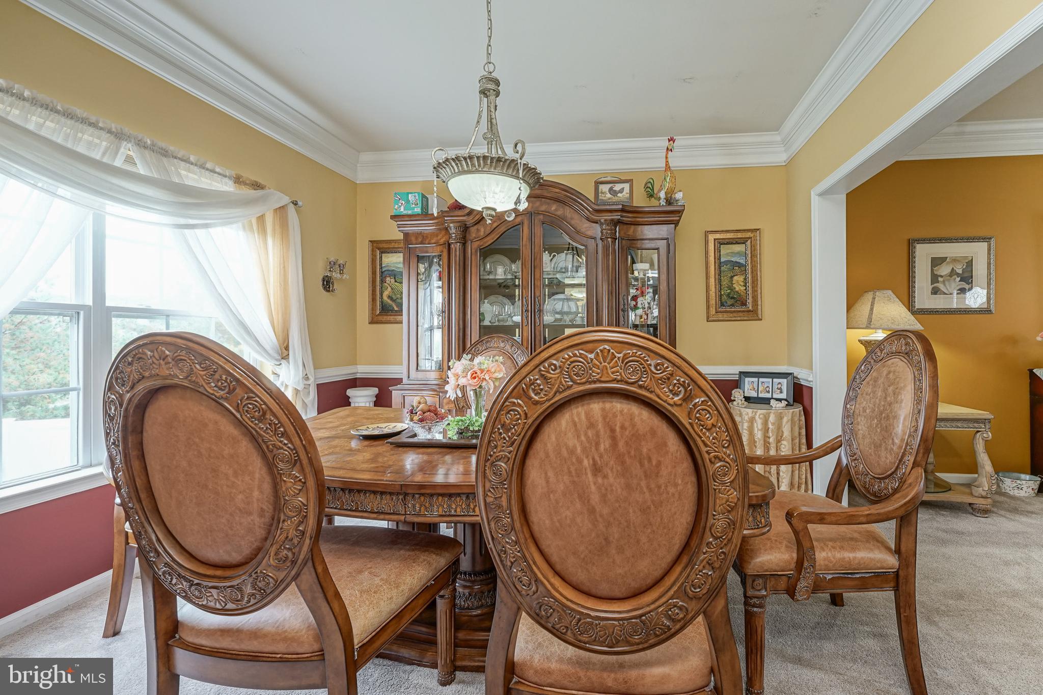 816 Renaissance Drive Williamstown, NJ 08094 - Photo 10 of 41 Dining Room