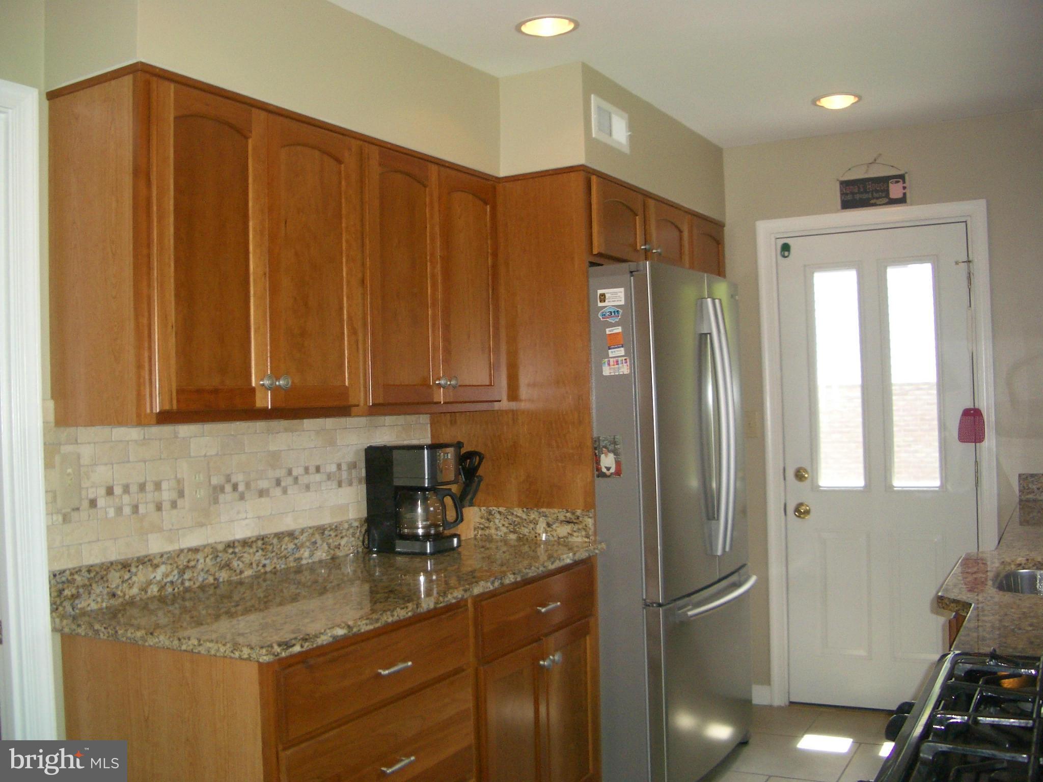 12800 Teaberry Road Silver Spring, MD 20906 - Photo 7 of 13 Kitchen