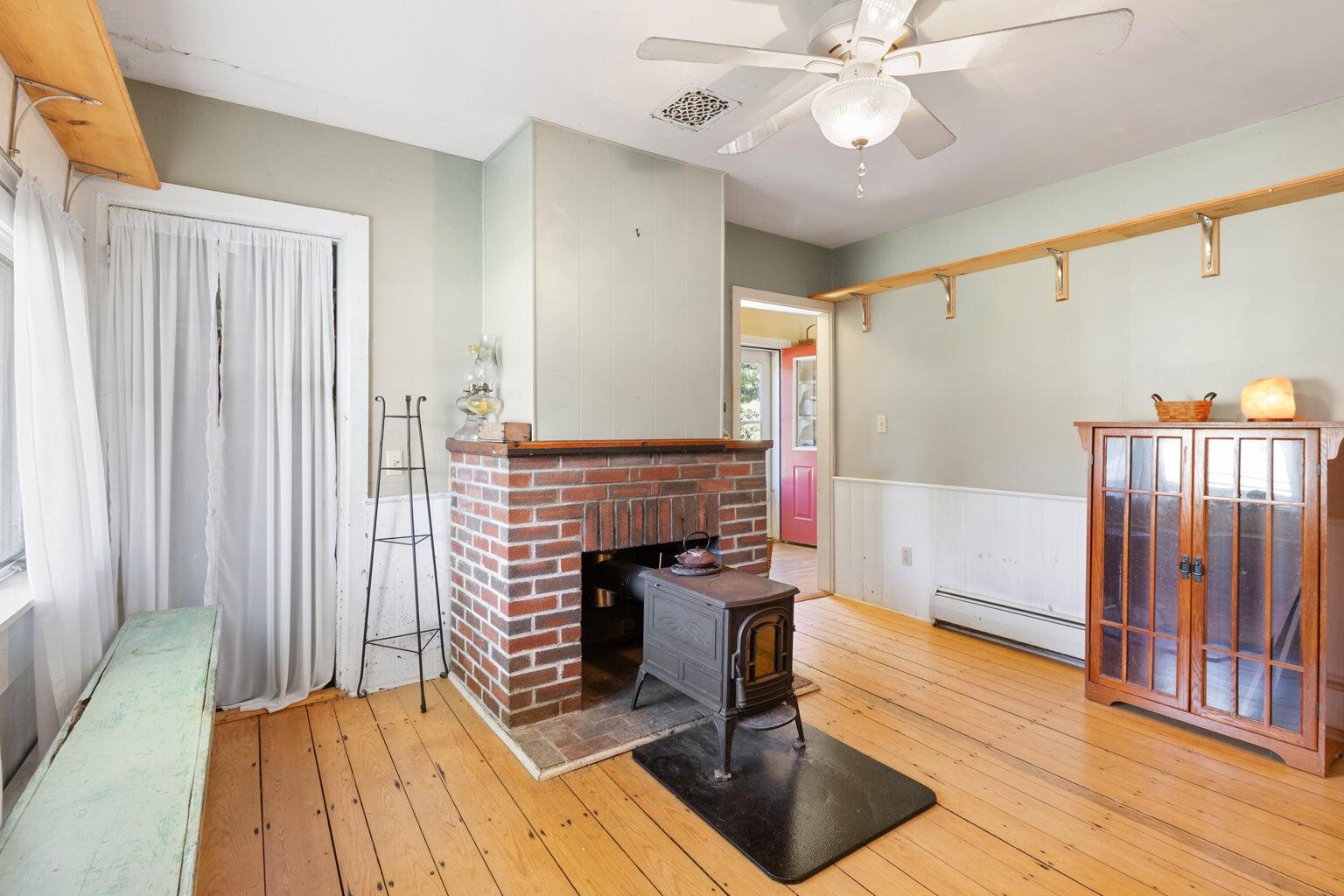 260 Clark Island Road St. George, ME 04859 - Photo 12 of 52 Entry Room