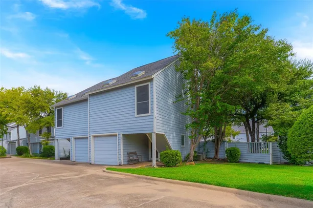 $172,999 | 9200 Rodeo Drive, Irving, TX 75063