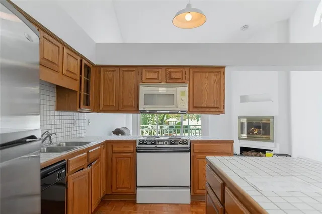 $172,999 | 9200 Rodeo Drive, Irving, TX 75063