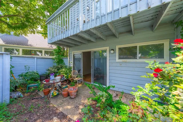 $172,999 | 9200 Rodeo Drive, Irving, TX 75063