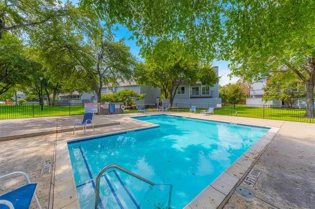 $172,999 | 9200 Rodeo Drive, Irving, TX 75063