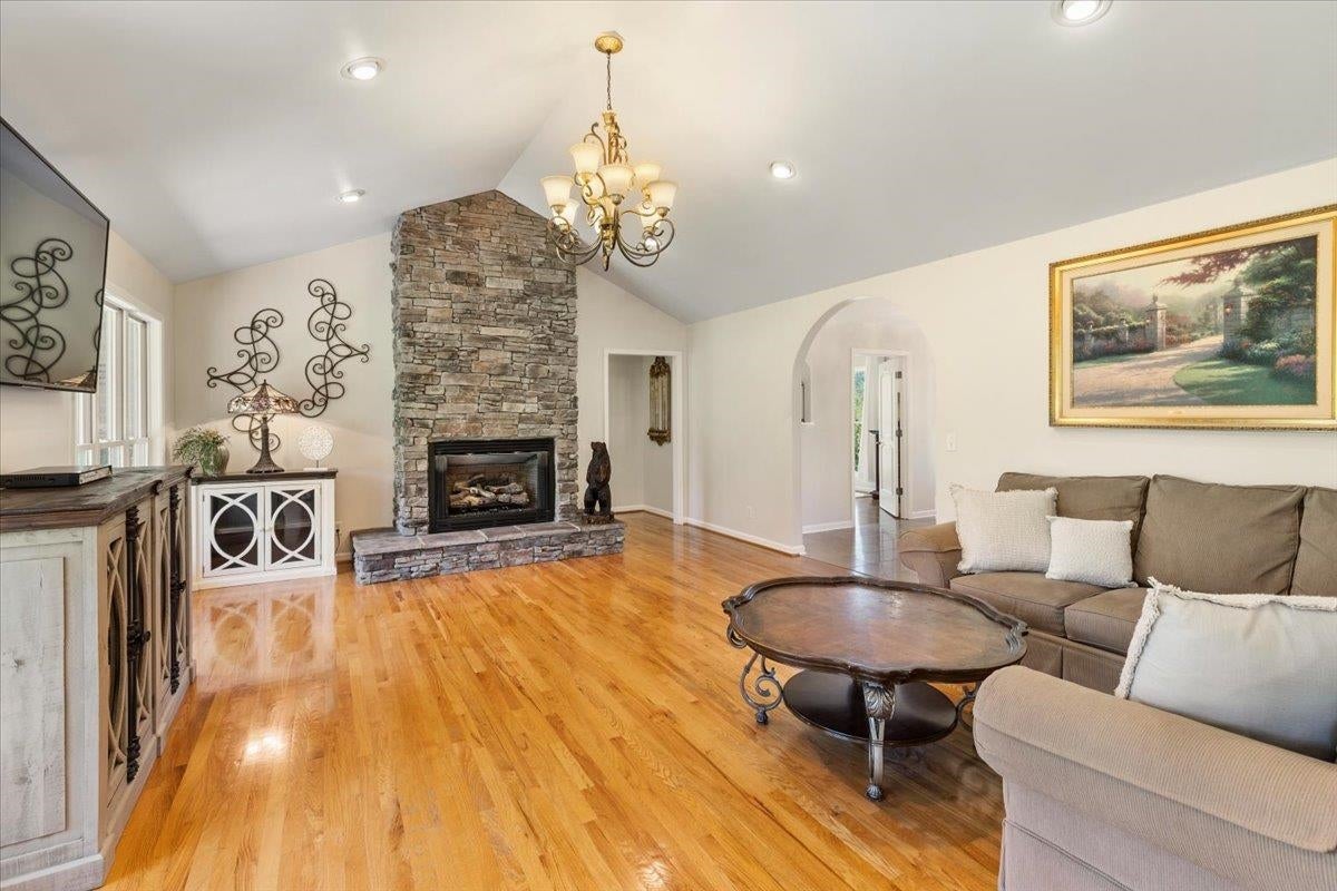 398 Penvir Road Narrows, VA 24124 - Photo 34 of 101 Gallery Image 34