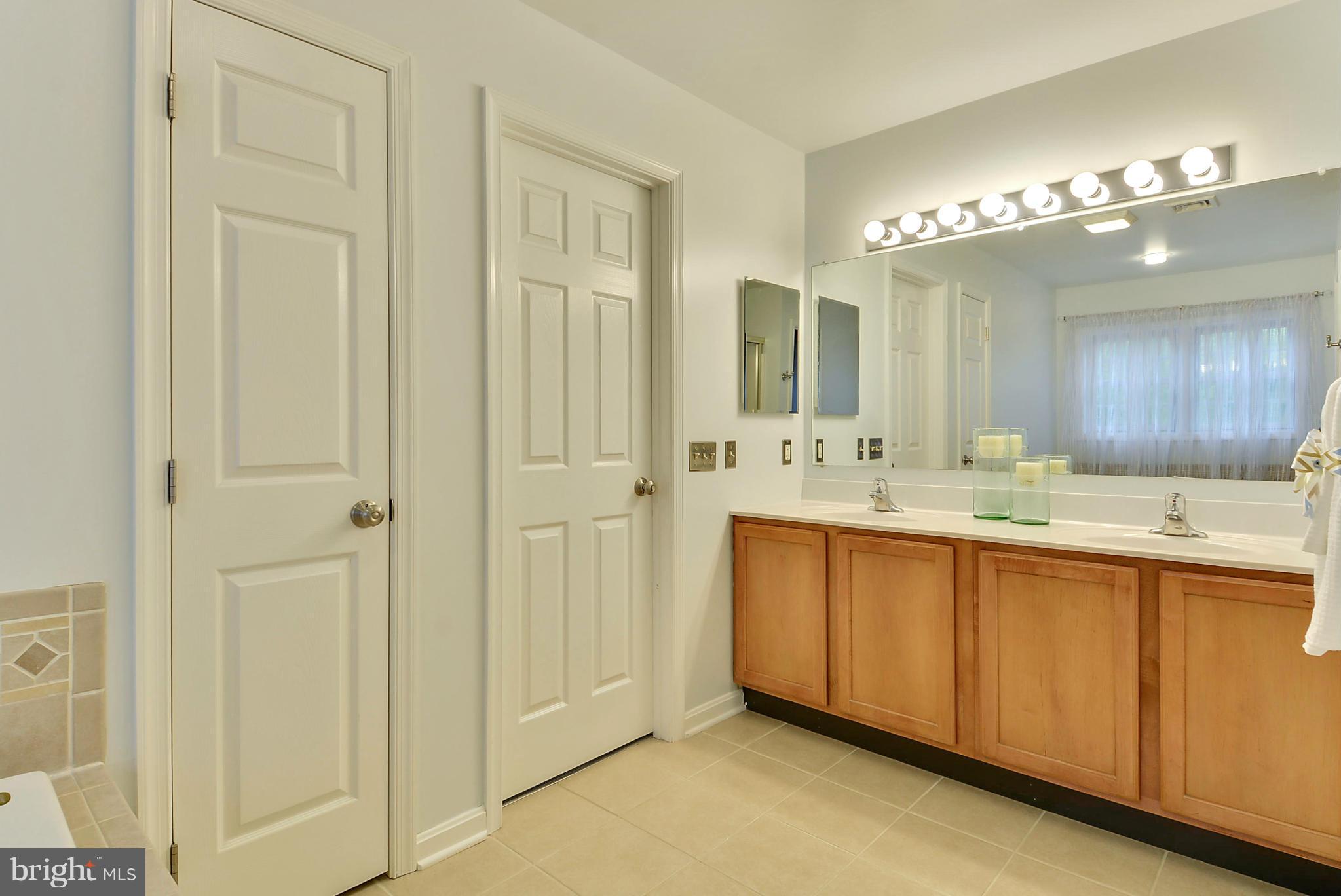 41 Robinson Landing Road Severna Park, MD 21146 - Photo 14 of 30 Bath (Master)