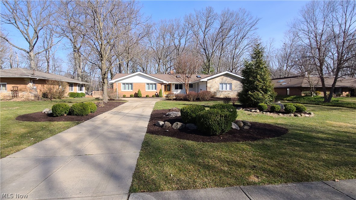 8417 Dalepoint Road Independence, OH 44131 - Photo 2 of 35 Gallery Image 2