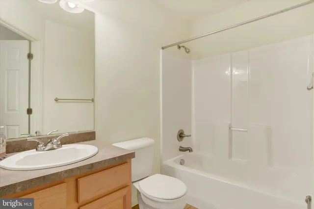 $270,000 | 423 Park View Drive, Harrisburg, PA 17110