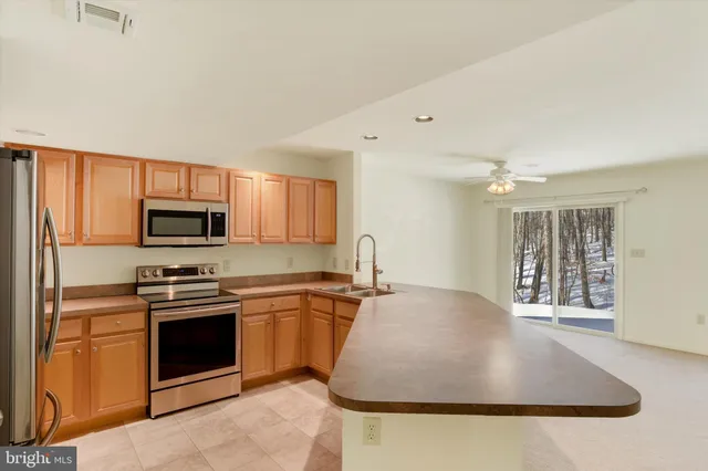 $270,000 | 423 Park View Drive, Harrisburg, PA 17110