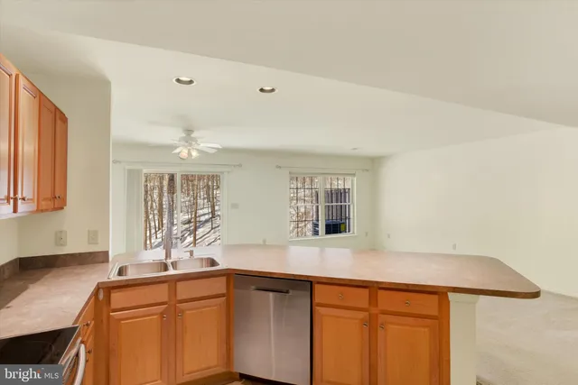 $270,000 | 423 Park View Drive, Harrisburg, PA 17110