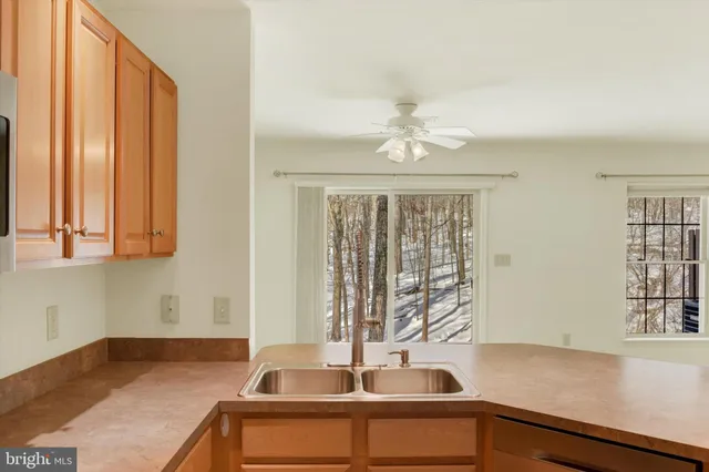 $270,000 | 423 Park View Drive, Harrisburg, PA 17110