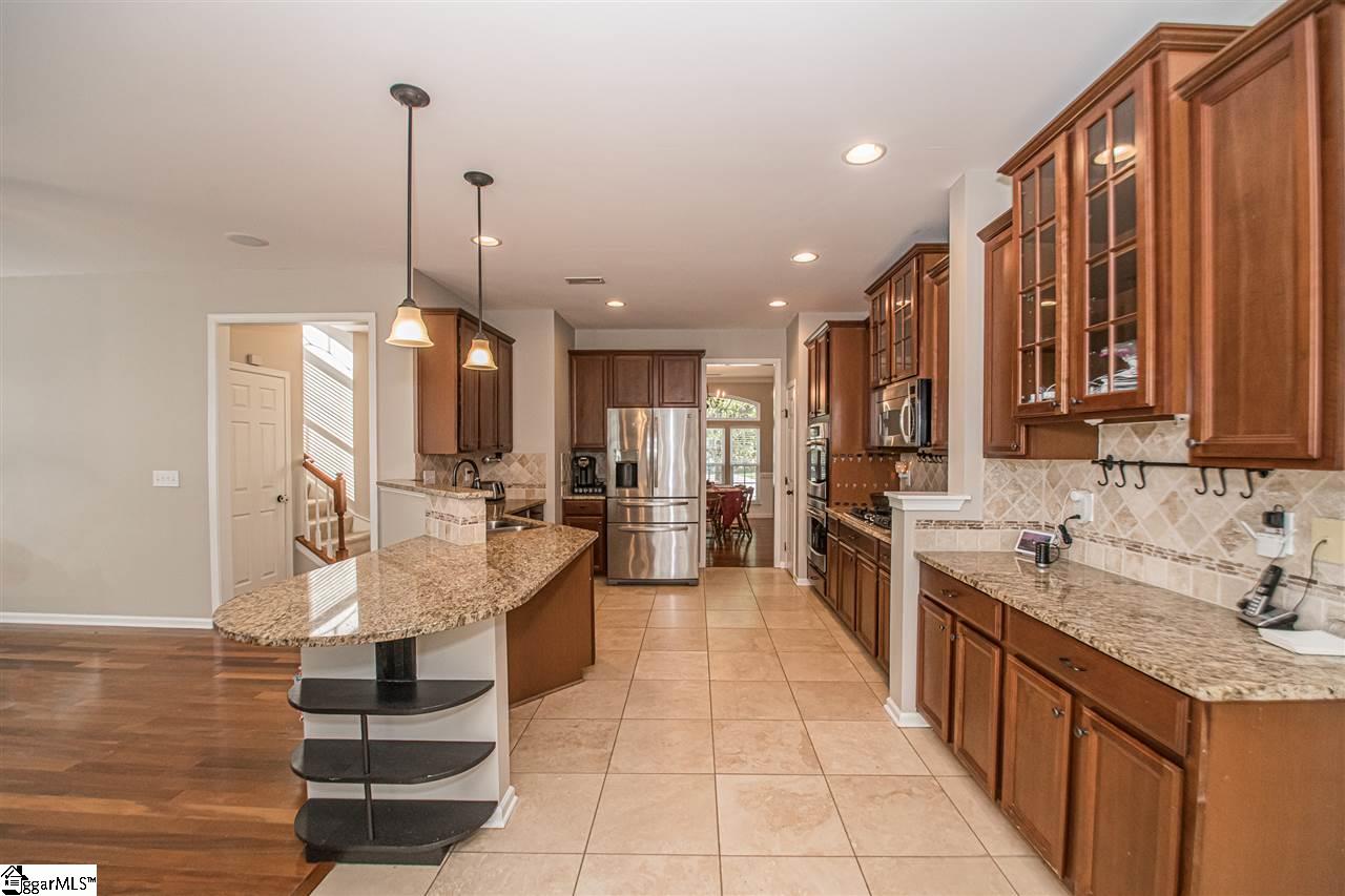 359 Amberleaf Way Simpsonville, SC 29681 - Photo 13 of 34 Gallery Image 13