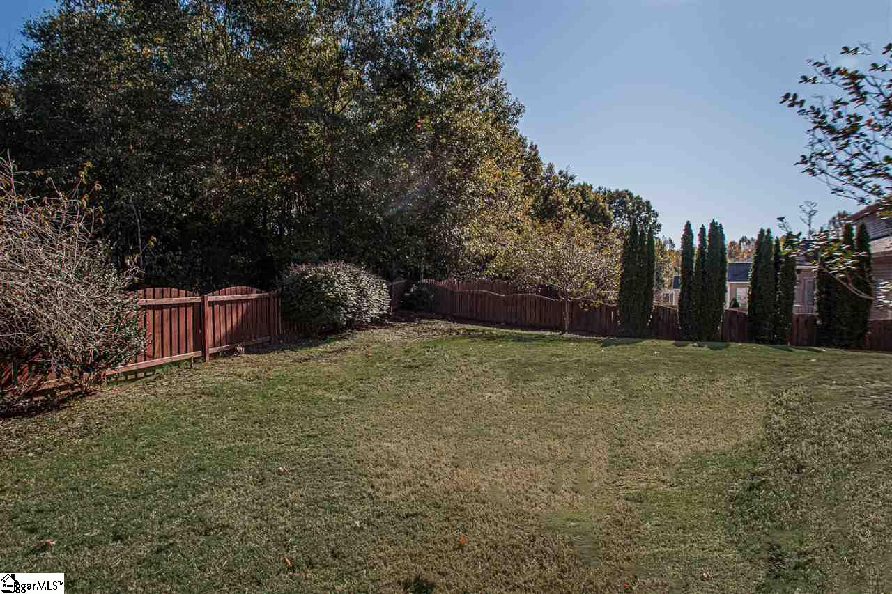 359 Amberleaf Way Simpsonville, SC 29681 - Photo 6 of 34 Gallery Image 6