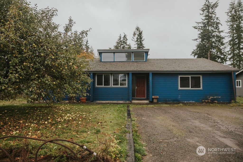 991 Robin Hood Loop Forks, WA 98331 - Photo 3 of 34 Gallery Image 3