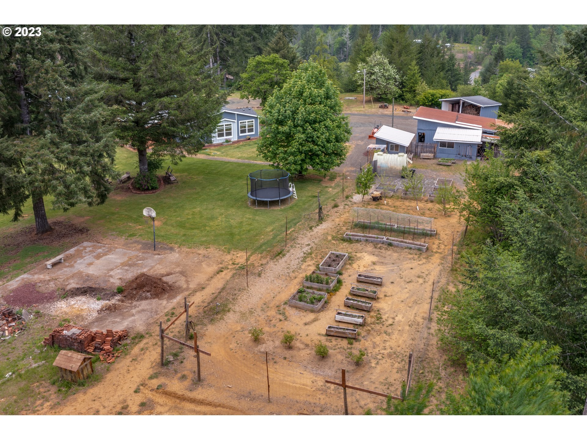 12760 Gilbert Creek Road Willamina, OR 97396 - Photo 45 of 48 Garden