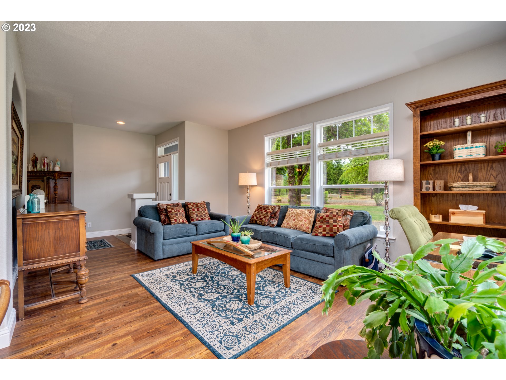 12760 Gilbert Creek Road Willamina, OR 97396 - Photo 7 of 48 Living Room