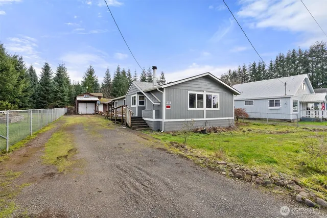 $180,000 | 232 Stowell Road, Salkum, WA 98582