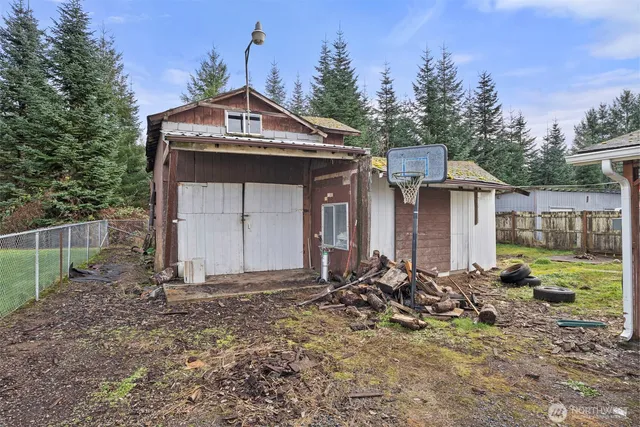 $180,000 | 232 Stowell Road, Salkum, WA 98582