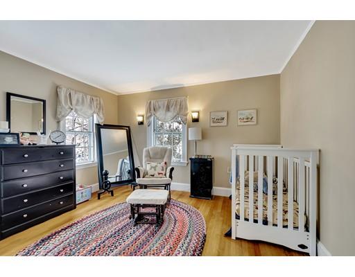 30 Oak Cliff Road Newton, MA 02460 - Photo 21 of 27