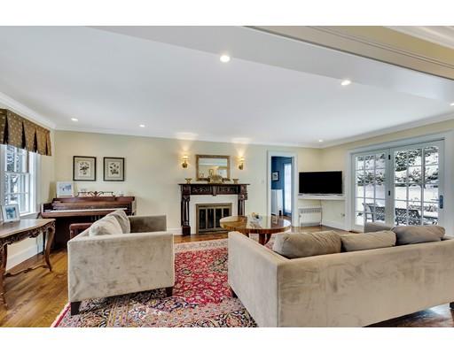 30 Oak Cliff Road Newton, MA 02460 - Photo 4 of 27