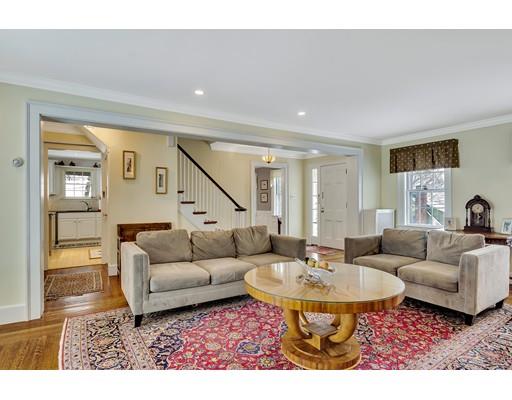 30 Oak Cliff Road Newton, MA 02460 - Photo 7 of 27