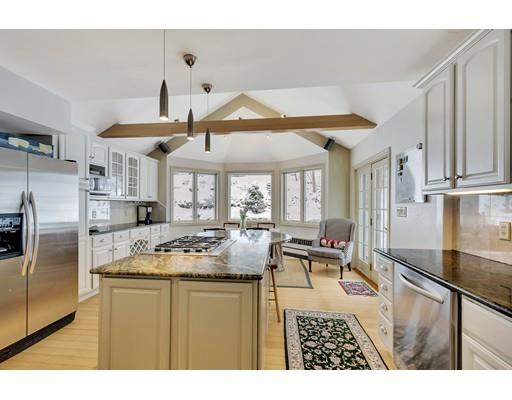 30 Oak Cliff Road Newton, MA 02460 - Photo 10 of 27