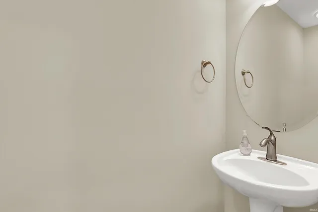 $496,000 | 1408 Bridwell Court, Bloomington, IN 47401