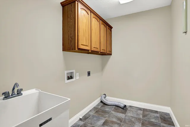 $496,000 | 1408 Bridwell Court, Bloomington, IN 47401