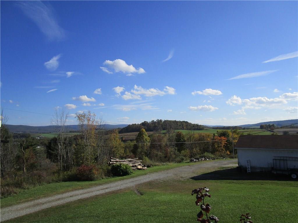 127 Ruff Lane Acme, PA 15610 - Photo 2 of 20