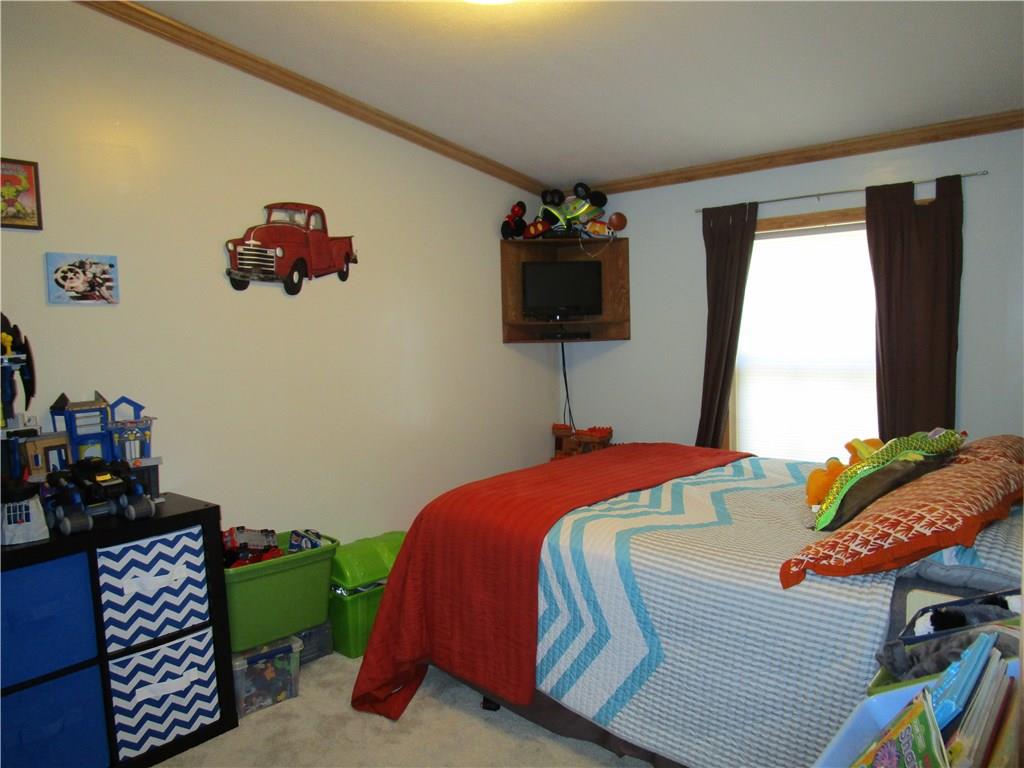 127 Ruff Lane Acme, PA 15610 - Photo 12 of 20