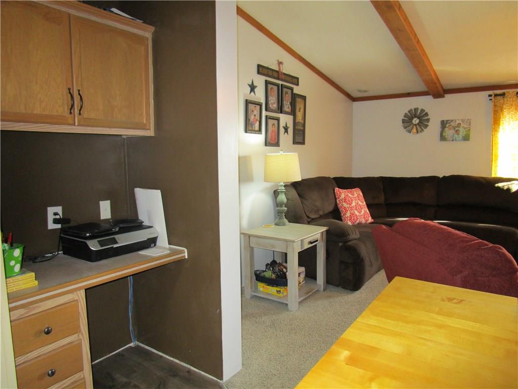 127 Ruff Lane Acme, PA 15610 - Photo 7 of 20