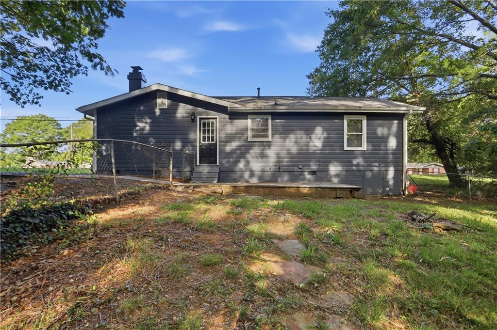 4570 Old Cowan Road Acworth, GA 30101 - Photo 5 of 22 Gallery Image 5