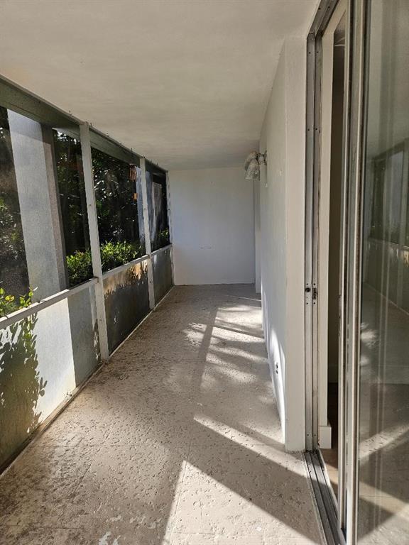 777 Southeast 2nd Avenue, Unit D123 Deerfield Beach, FL 33441 - Photo 16 of 36 a view of entryway with window